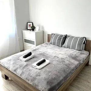 Solidarnosci, Metro, Wi-fi, Tv, Youtube - By Hik Apartament Warszawa